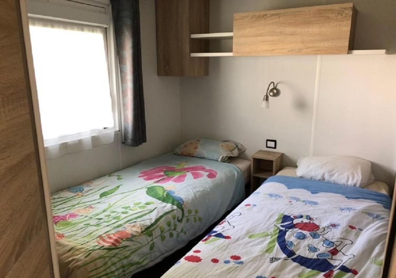 Mobilhome Cosy - Espace Aquatique - Lac Gastes Екстер'єр фото